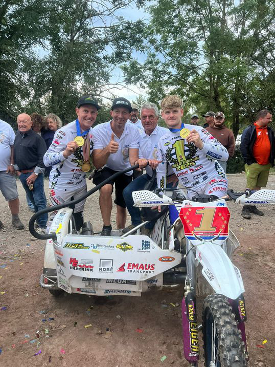 Enthüllung des Weltmeister Sidecar Motors